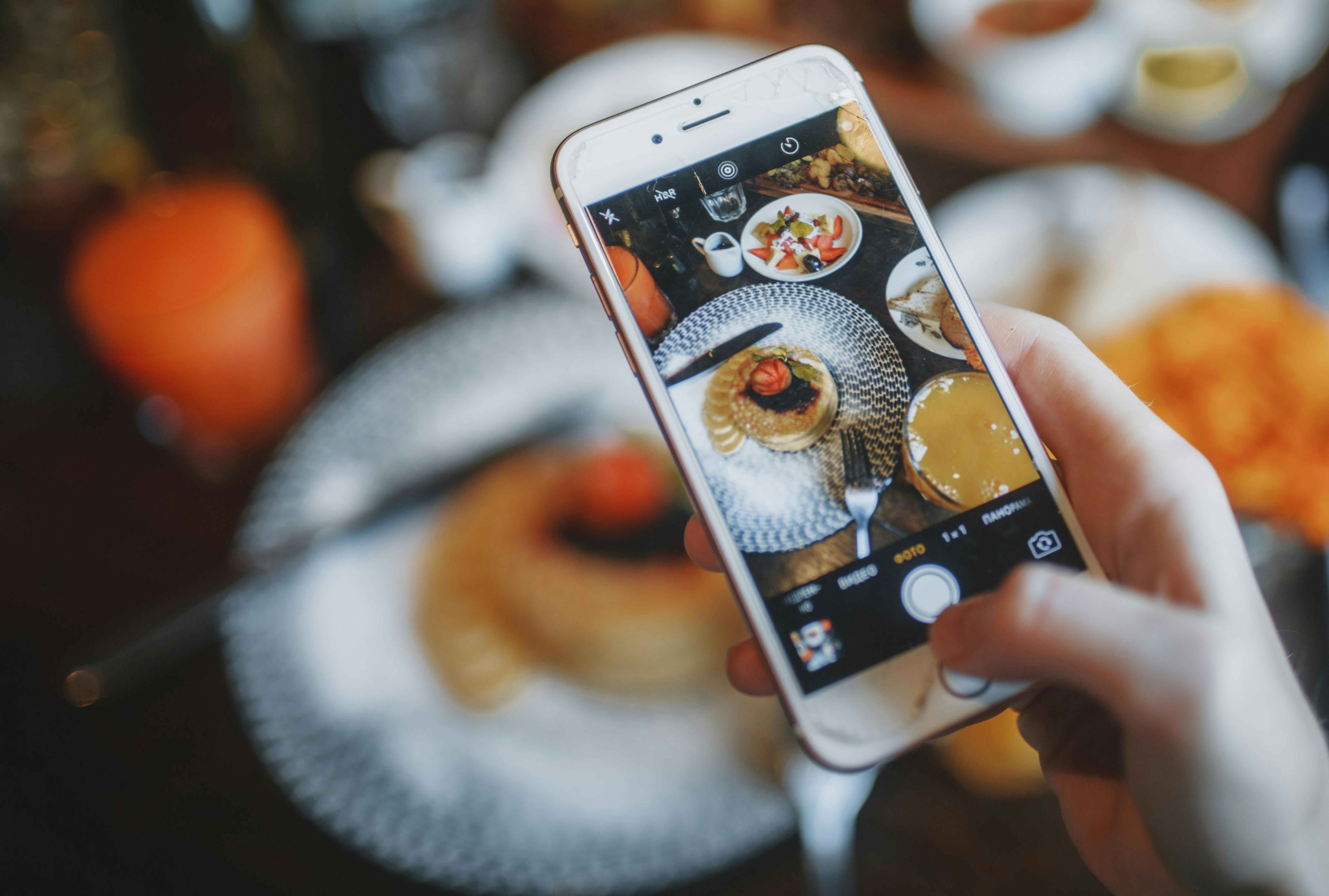How Restaurants Can Track Influencer Marketing ROI